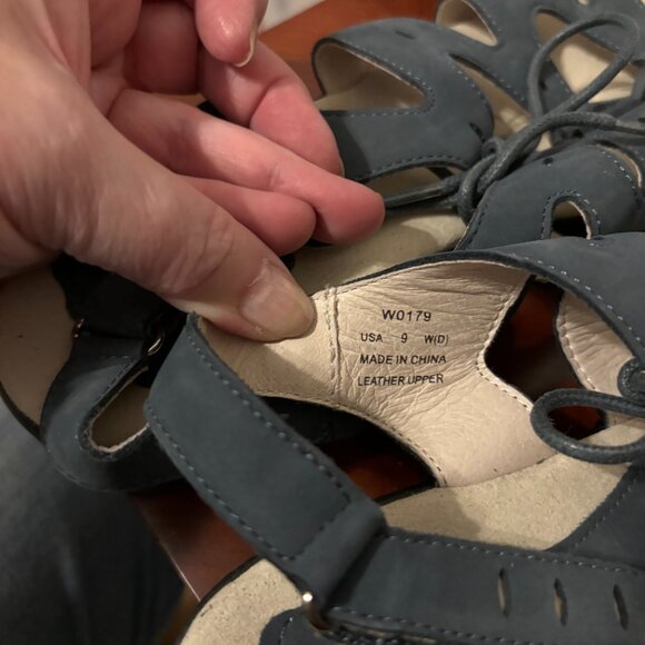 New Propet Navy  Lace up Sandal - Picture 4 of 5
